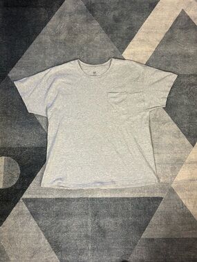 Light Gray Vintage Hanes Pocket T-Shirt for Men